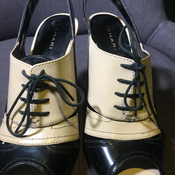 TAHARI leather Claudia shoes , size 8.5 M - Picture 5 of 9